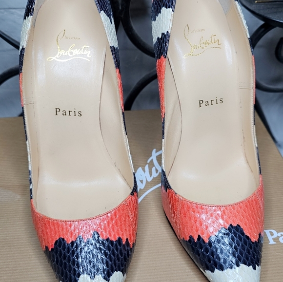 Christian Louboutin Python So Kate Pumps - Picture 3 of 6